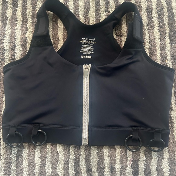 Karlee Smith Other - Karlee Smith compression bra size M